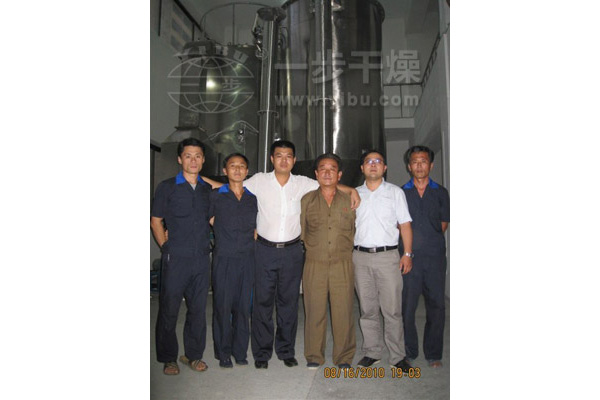 FL沸騰制粒機試車現場